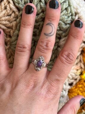 Silver Amethyst Vintage-Style Statement Ring